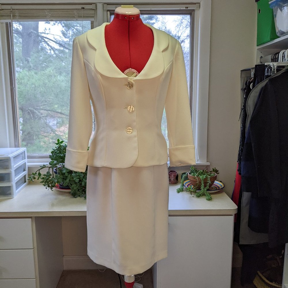 Moda dress suit